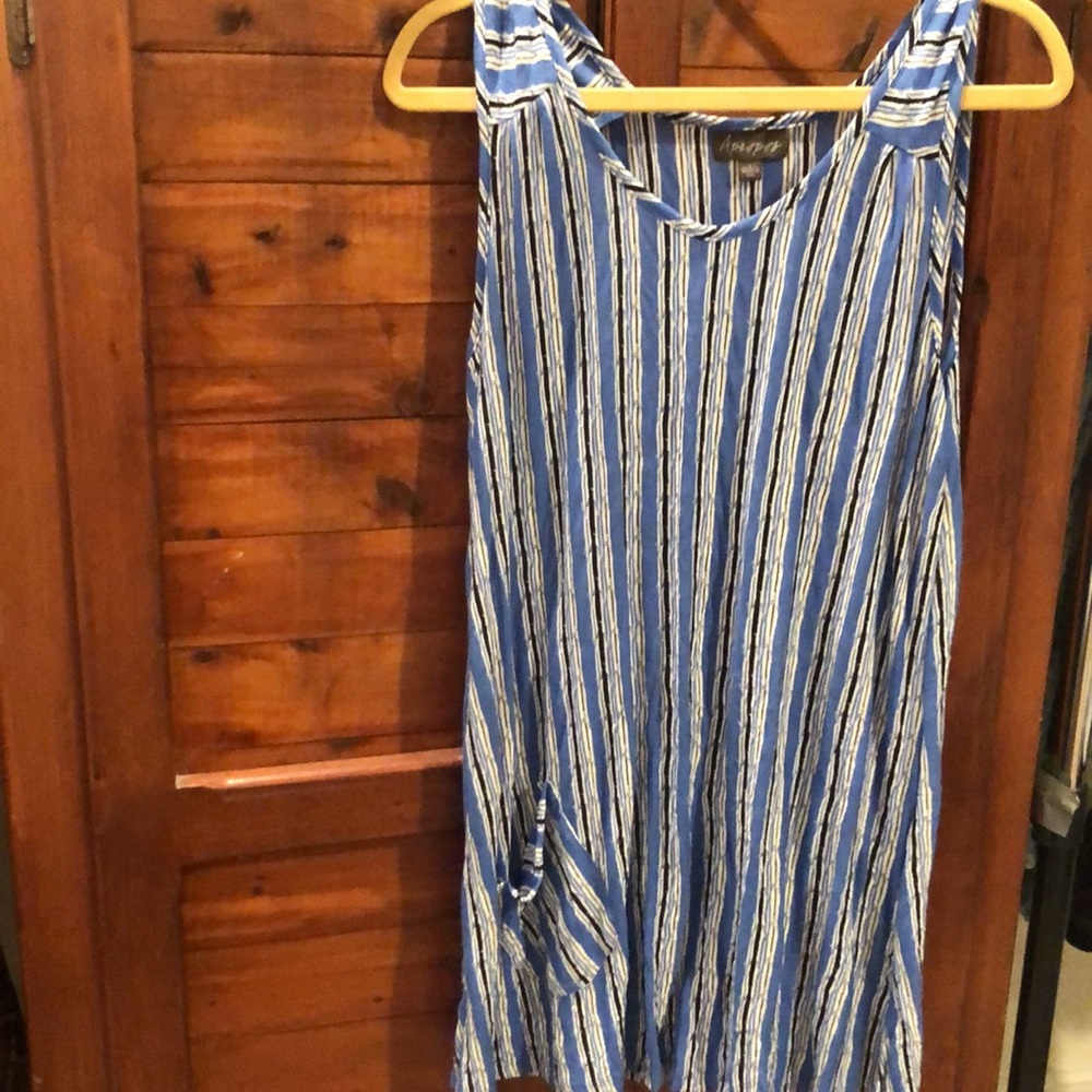 Nwot.  Set, cotton light sweater and tunic/dress